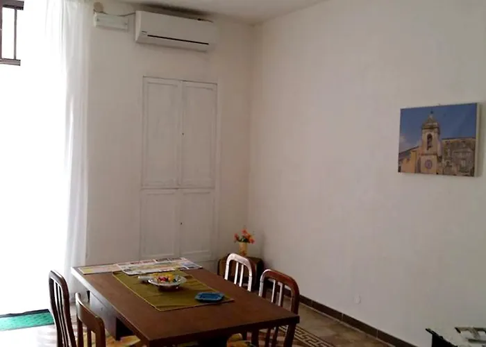 Διαμέρισμα Chic In Ragusa, 70m², View